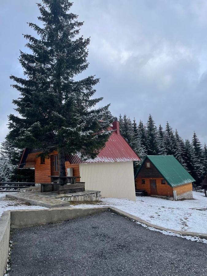 Bungalows Krstajic Жабляк Екстер'єр фото