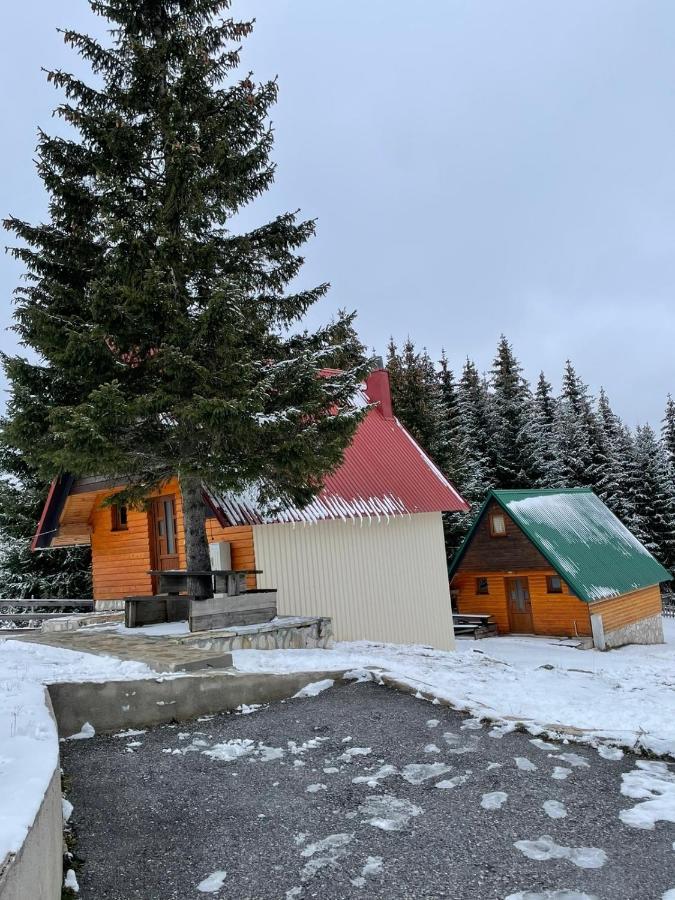 Bungalows Krstajic Жабляк Екстер'єр фото